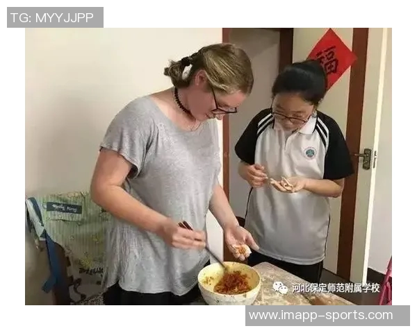 维金斯妻子分享全家圣诞合影幸福满溢温馨时刻温暖人心