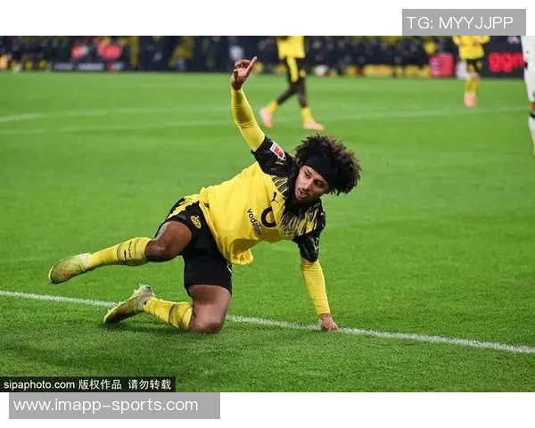 德天空报道格罗斯加盟布莱顿多特或收近300万欧转会费及奖金