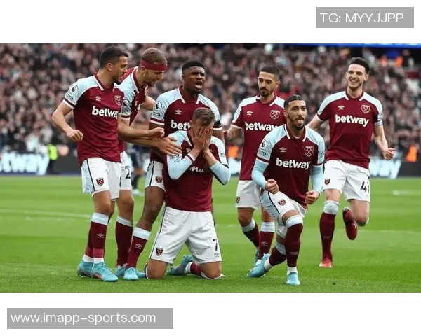 英超狼队20轮仅积6分距离保级区差距明显西汉姆联保级形势严峻