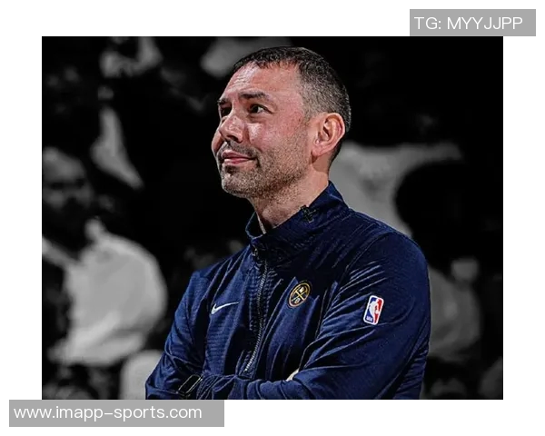 阿德尔曼透露斯特劳瑟将接受评估期待他本周重返赛场