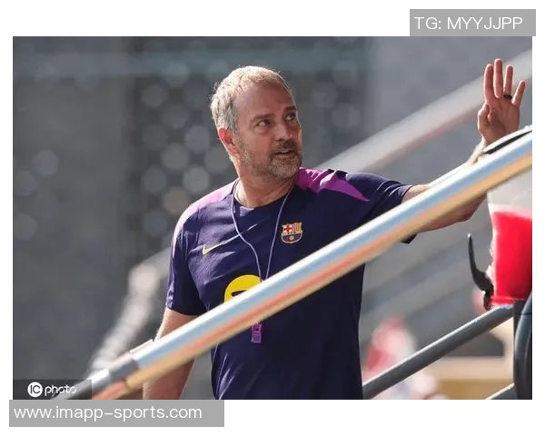 弗里克带队37场攻入102球荣膺西甲年度最佳教练奖项