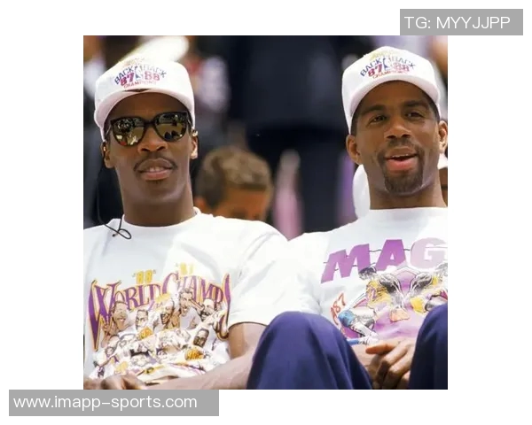 拜伦斯科特谈KD夺冠应助太阳补强而非加盟火箭